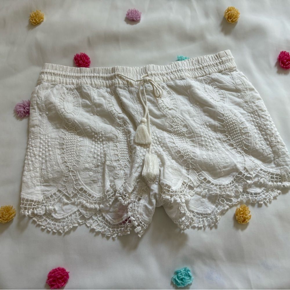 LOFT Cream Lace-Trimmed Shorts